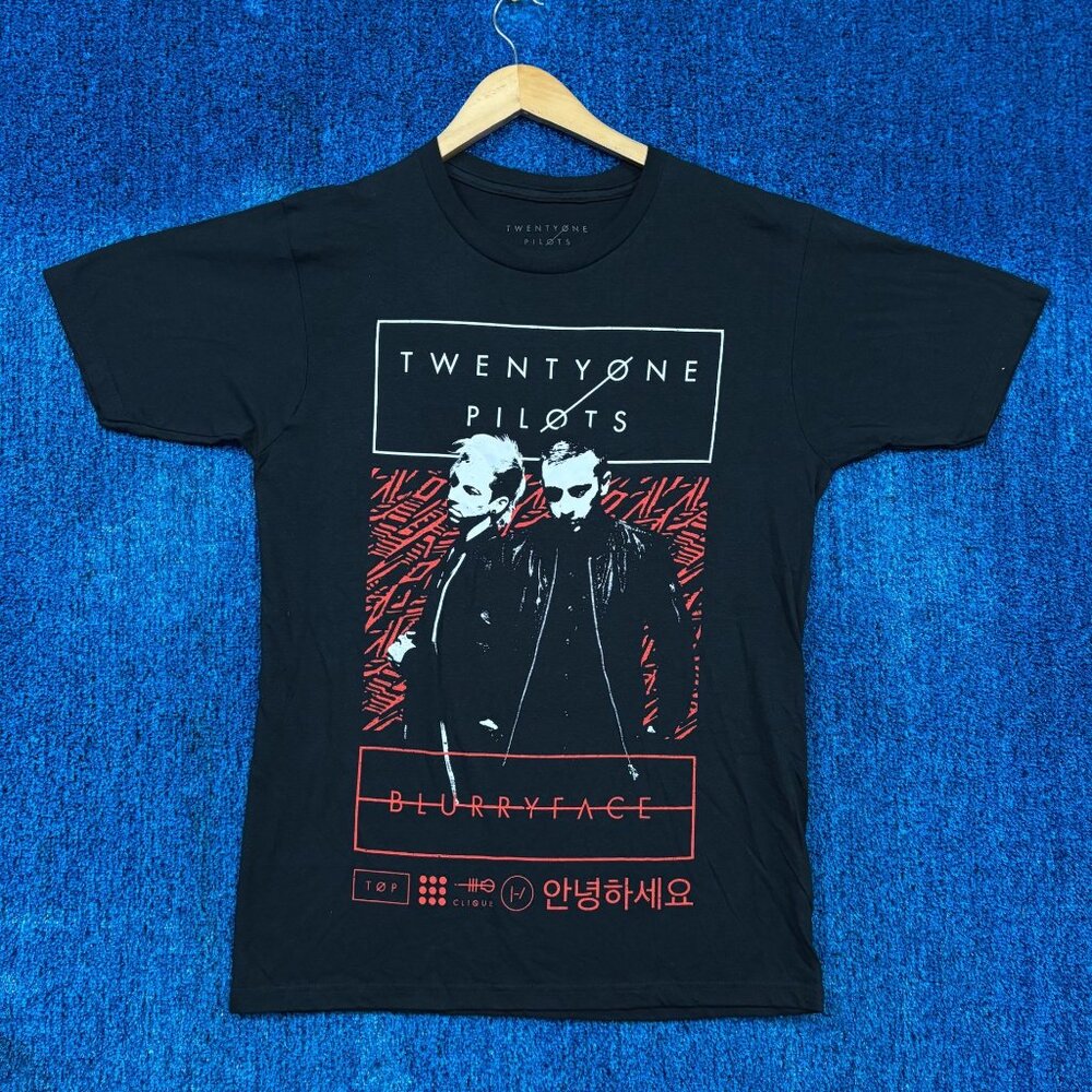 Twenty One Pilots Blurry Face Rock T-Shirt Size Medium